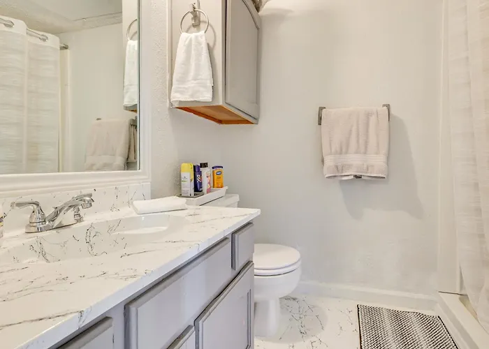 3 Mi To Dtwn Worth! W/ Hot Tub & Pool Apartment